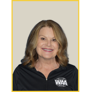 Staff Headshot - Lisa McCellan